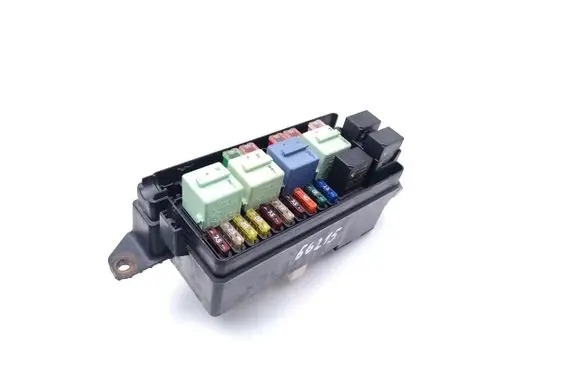 Mini One - Cooper Coupe R56 Fuse module 9213373