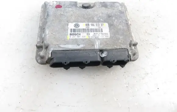 Seat Toledo II (1M) Engine control unit/module 0281001926 038906018BT