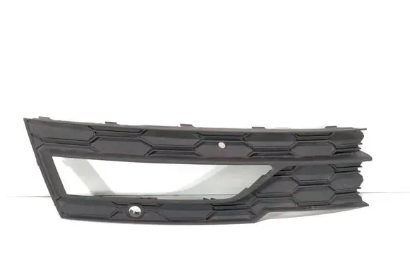 Skoda Octavia Mk4 Front fog light trim/grill 5E3807681