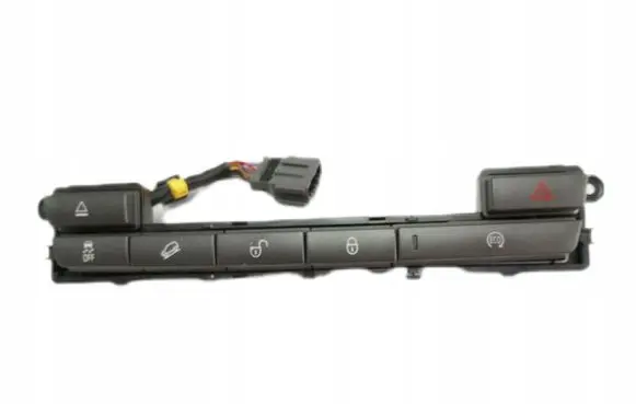 Land Rover Freelander 2 - LR2 Tailgate/trunk/boot open switch DH52130734EC