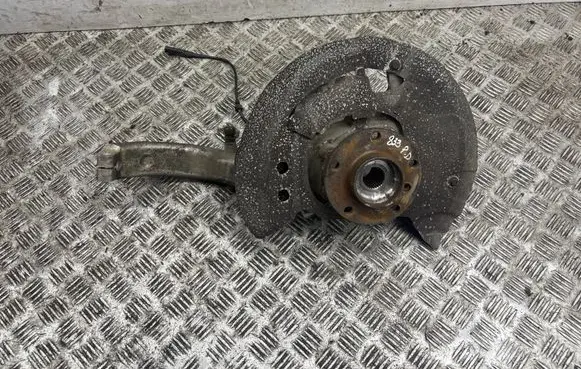 BMW X5 F15 Front wheel hub
