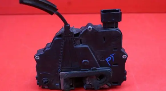 Fiat Punto (199) Rear door lock 55701966