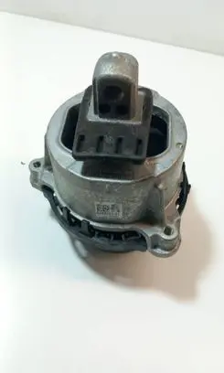 BMW 4 G22 G23 G24 G26 Engine mount bracket 9488283