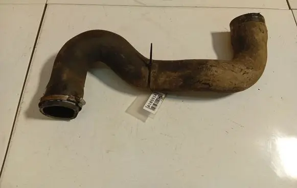 Intercooler hose/pipe
