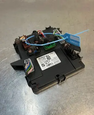 Renault Megane E-Tech Trunk lid opening control unit 