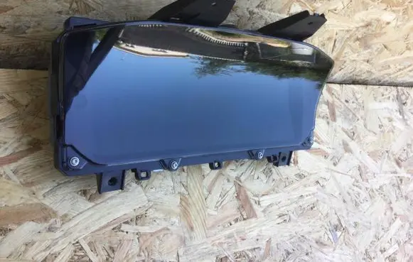 Land Rover Discovery Sport Speedometer (instrument cluster) LR134342