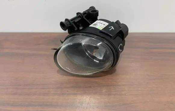 Volkswagen PASSAT CC Front fog light 8T0941700 89074266