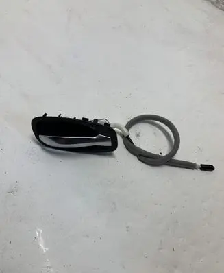 BMW 5 E60 E61 Front door interior handle 1360534 1360534SW