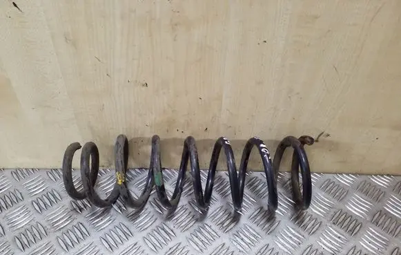 Toyota Corolla Verso E121 Rear coil spring