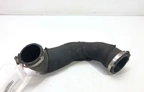 Intercooler hose/pipe