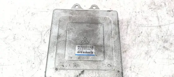 Mitsubishi Carisma Engine control unit/module MD355869 7809 E2T68375