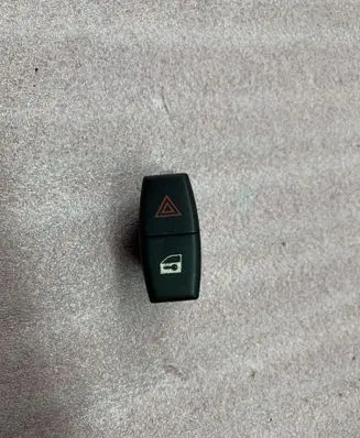 BMW 5 E60 E61 Hazard light switch 6131691950606 61316919506 549519500
