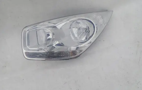 KIA Venga Headlight/headlamp