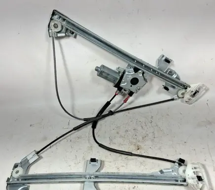 Citroen Berlingo Front door window regulator with motor 0130821763