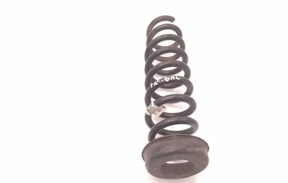 BMW 1 F20 F21 Rear coil spring 6764419