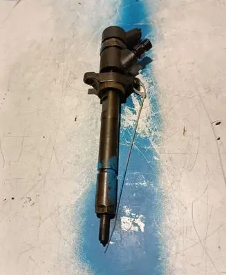 Fuel injector