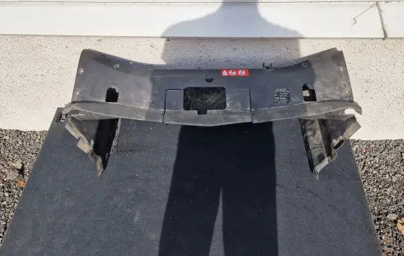 Mercedes-Benz B W245 Top upper radiator support slam panel 230000022