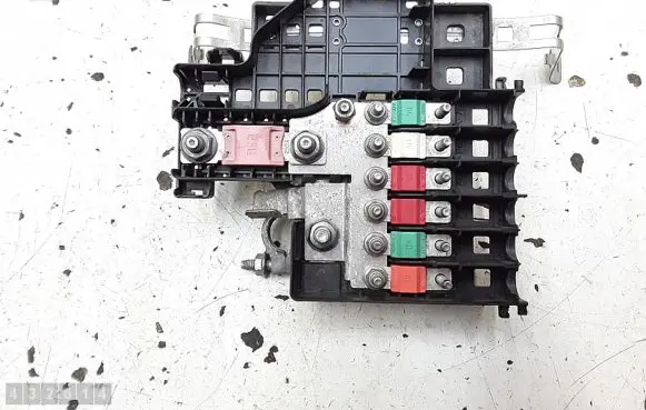 Renault Zoe Fuse module 243458839r