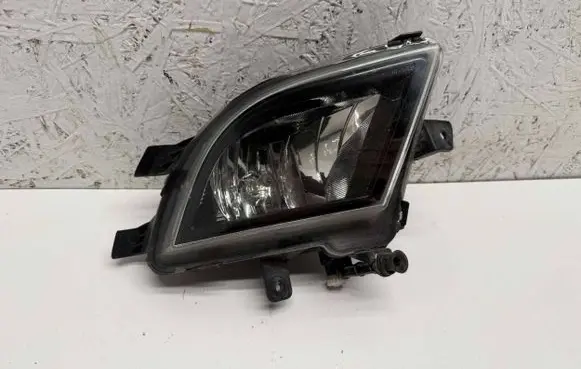 Volkswagen Jetta VI Front fog light 16D941700