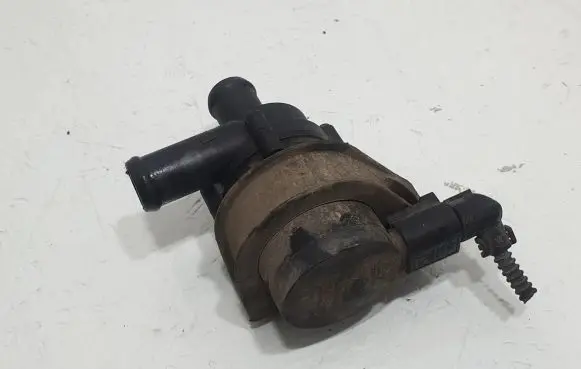 Volkswagen Golf V Electric auxiliary coolant/water pump 30950000