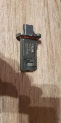 BMW 7 G11 G12 Mass air flow meter 8605565 0280218324