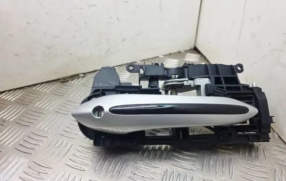 BMW 5 F10 F11 Front door exterior handle X1717564310 7175643