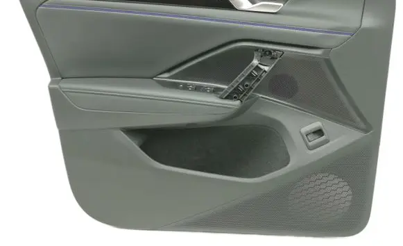 Volkswagen Tiguan Front door card panel trim 571867011