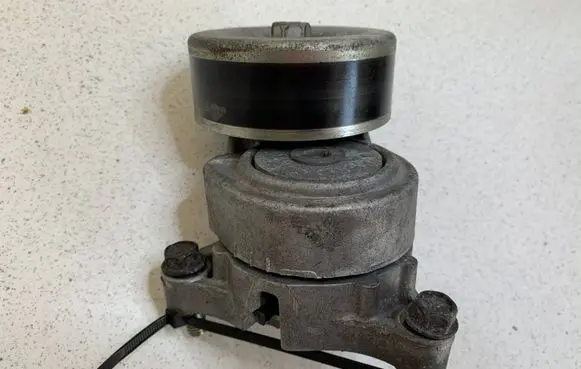 Subaru Legacy Generator/alternator belt tensioner 999217LF02 4CE29
