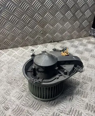 Audi A4 S4 B5 8D Heater fan/blower 8D1820021 740221233F