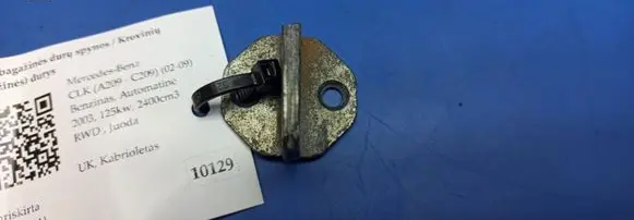 Mercedes-Benz CLK A209 C209 Loading door lock loop/hook striker 2037580003 3503