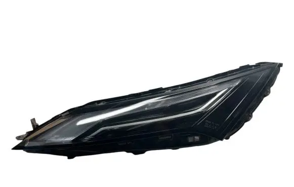 Nissan X-Trail T33 Headlight/headlamp 21023791