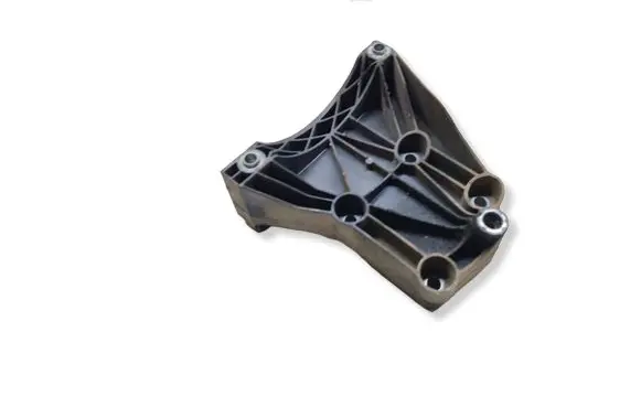 BMW X3 E83 A/C compressor mount bracket 7792202
