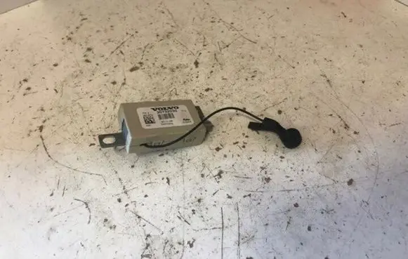 Volvo C30 Aerial antenna amplifier 30732030