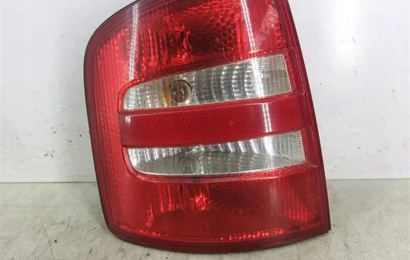 Skoda Fabia Mk1 (6Y) Rear/tail lights
