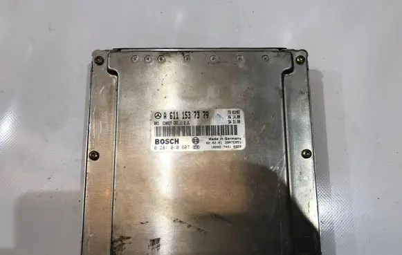 Mercedes-Benz C W203 Engine control unit/module 6111537379
