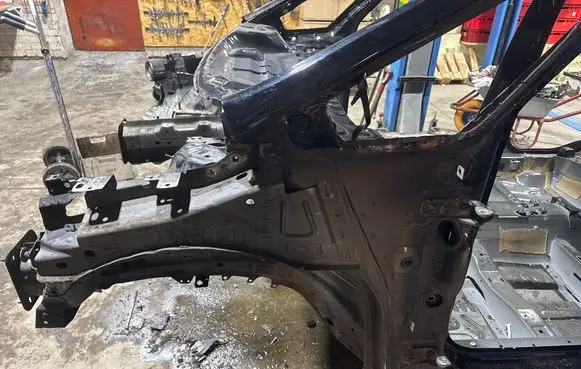 Ford Galaxy Front quarter panel 