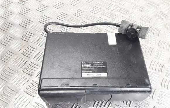 Audi A6 S6 C5 4B CD/DVD changer 4B0035111A