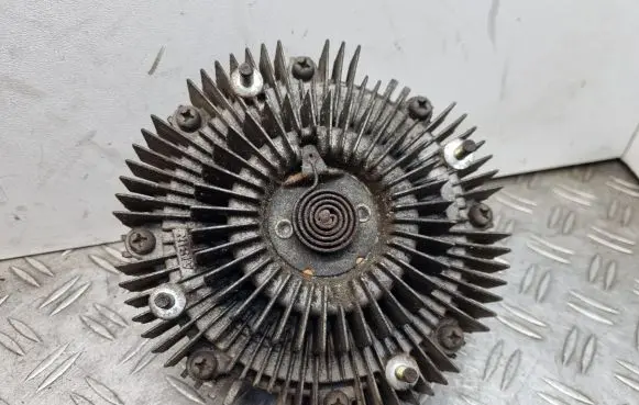 Toyota Land Cruiser (J100) Viscous fan clutch 