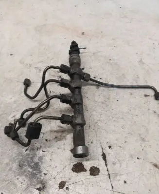 Opel Insignia A Fuel main line pipe 55576177 416060L2 0445214221
