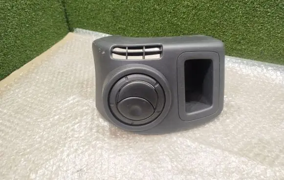 Opel Movano B Centre console side trim front 8200844693 00018827