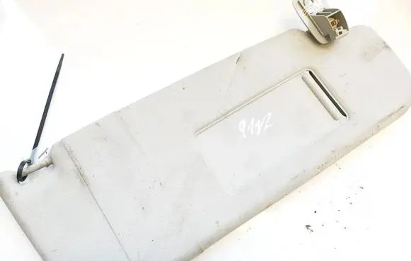 Sun visor