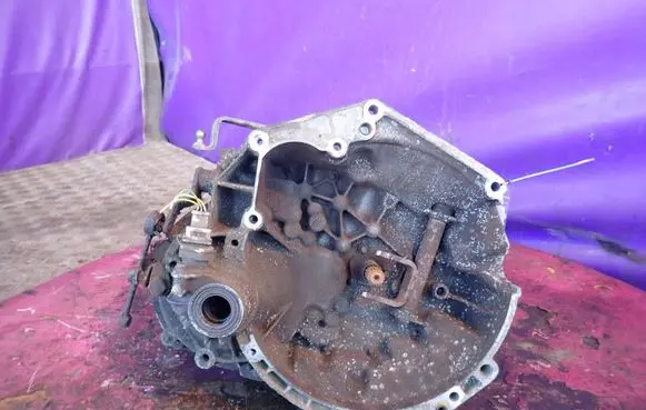Peugeot 206 CC Manual 5 speed gearbox 20CF09