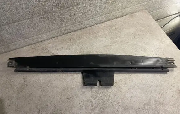 Renault Master II Intercooler air guide/duct channel 8200401710