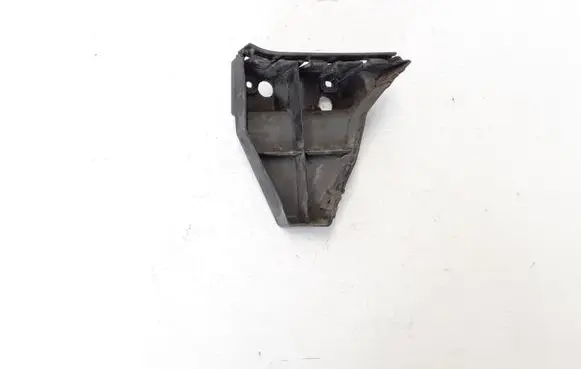 Volvo C70 Front bumper mounting bracket