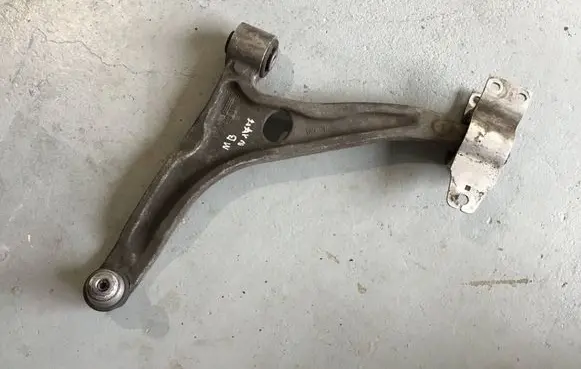 Mercedes-Benz A W177 Front lower control arm/wishbone A2473331500