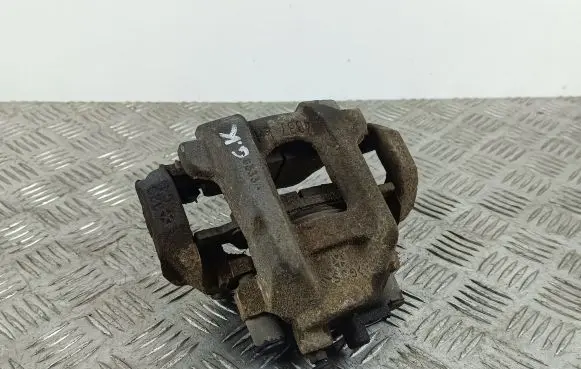 Jeep Grand Cherokee Rear brake caliper