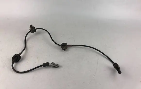 Subaru Tribeca ABS brake wheel speed sensor 27540AG11