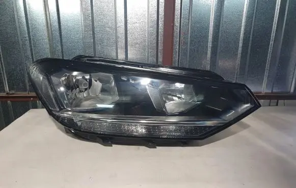 Volkswagen Touran III Headlight/headlamp 5TB941006A