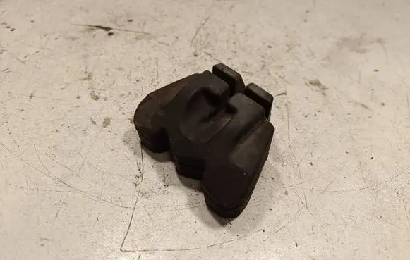 Radiator support slam panel bracket
