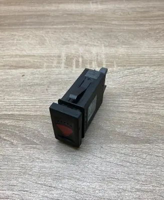 Volkswagen PASSAT B5 Hazard light switch 3B0953235D